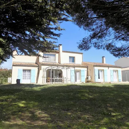 Saint Palais Sur Mer - Spacieuse Maison - Jardin Arbore Et Fleuri - Wifi Vila Vaux-sur-Mer
